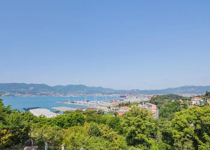 Diana By Interhome Semesterbostad La Spezia